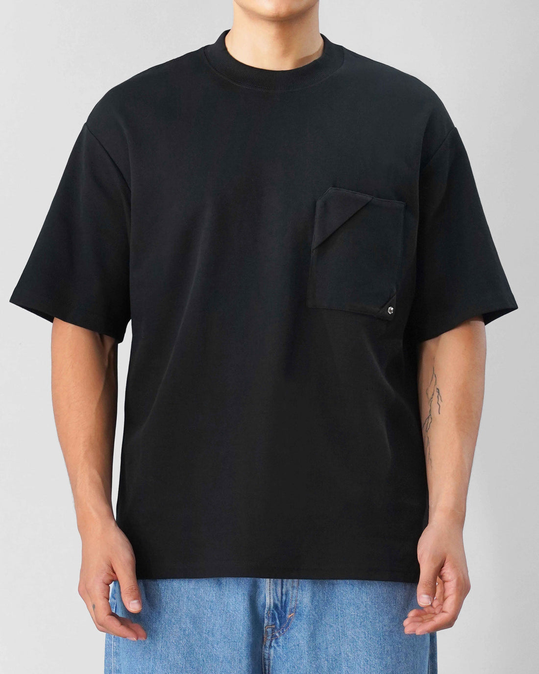 Tshirt with Pocket Blnkz