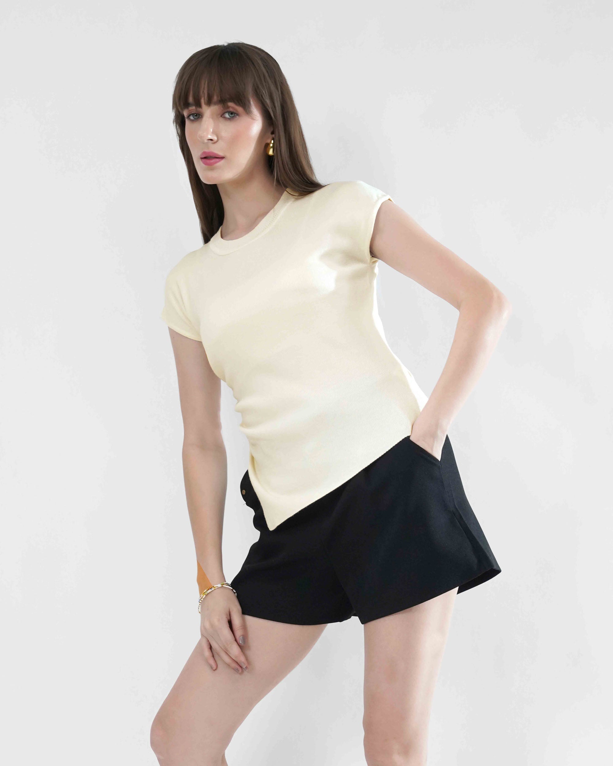 Top - Tringle shape with back button Blnkz