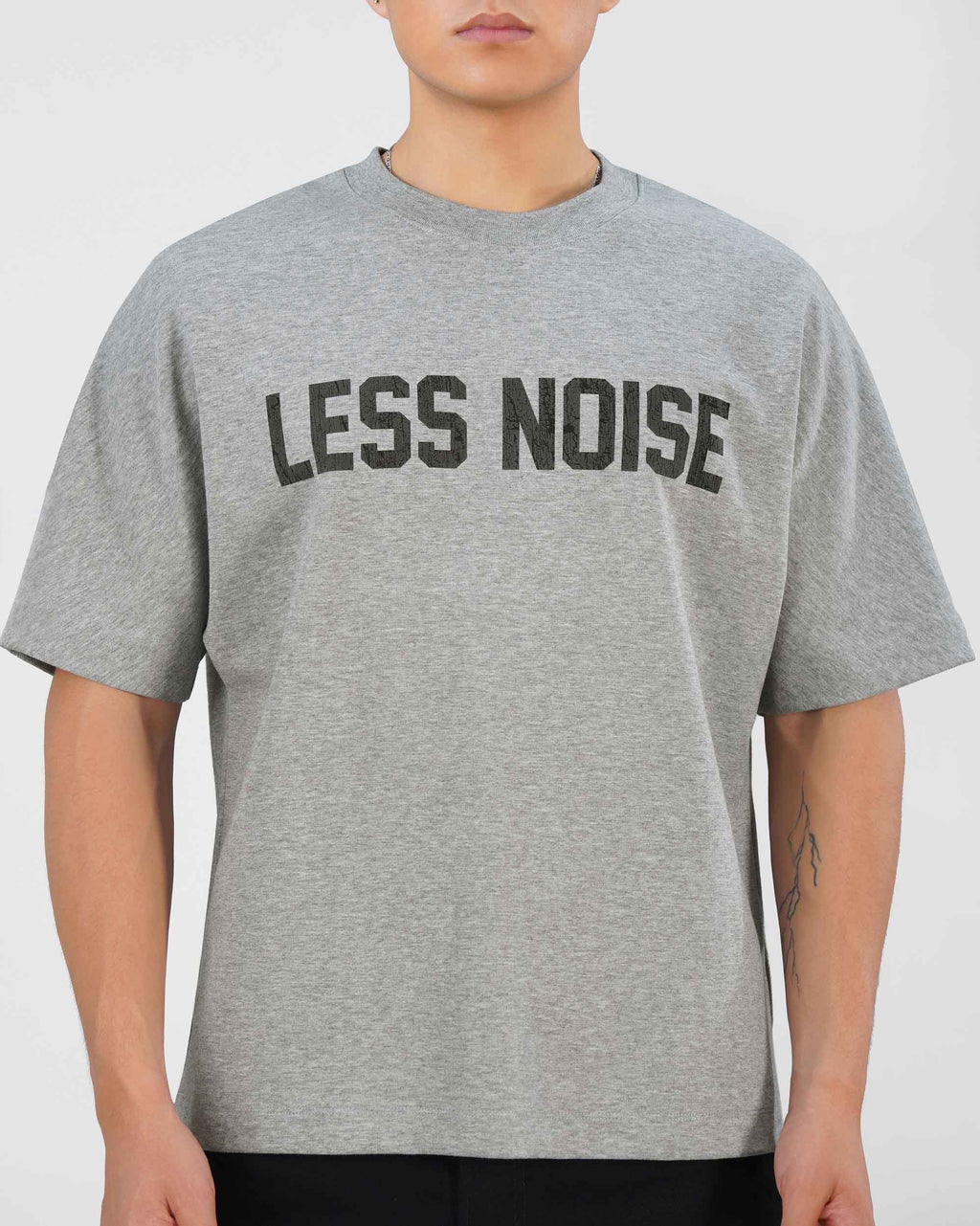 T-shirt Less Noise